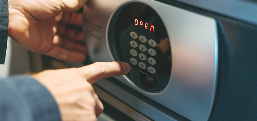 Cash Safe Openers in Crescent City, California