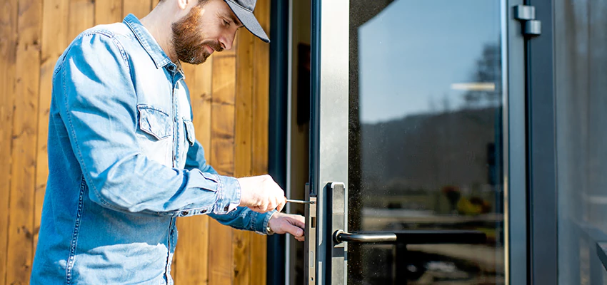 Frameless Glass Storefront Door Locks Replacement in Crescent City, CA