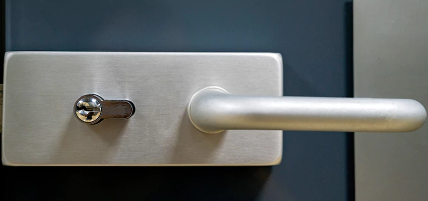 Change Patio Door Locks in Crescent City, California